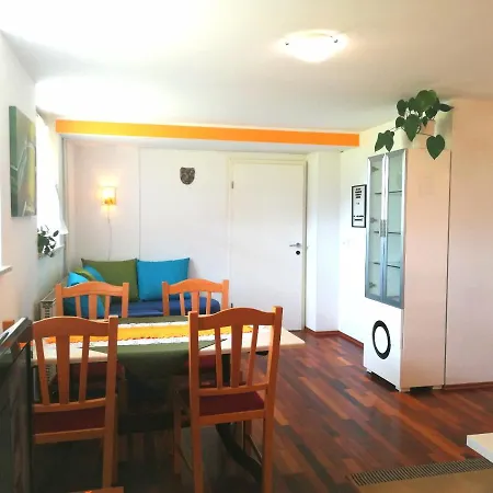 Mateja House - In Zirovnica * Rodine